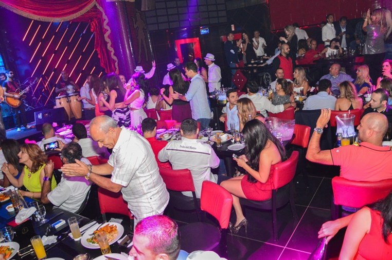 Diva Club On Saturday Night